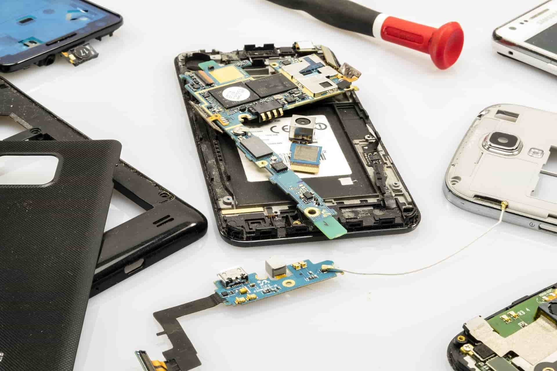 mantenimiento y reparacion de celulares
